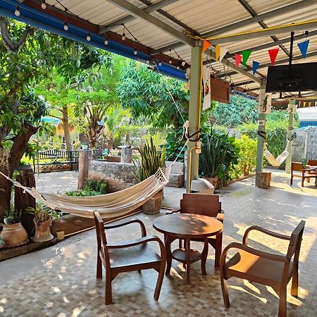 Smilingface Guesthouse Sukhothai Ngoại thất bức ảnh