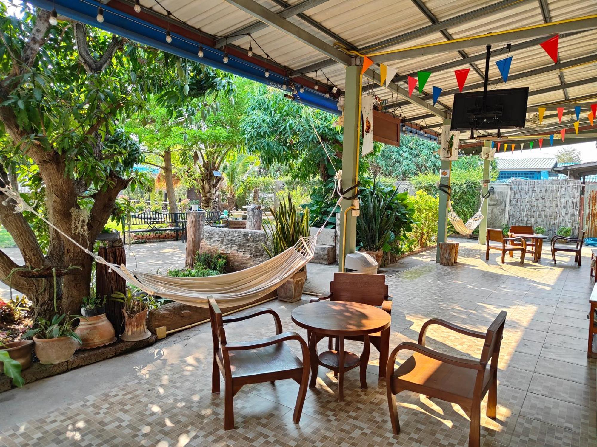 Smilingface Guesthouse Sukhothai Ngoại thất bức ảnh