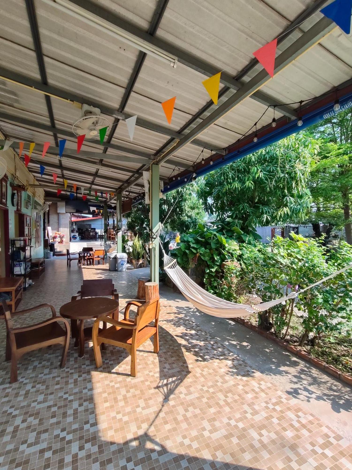 Smilingface Guesthouse Sukhothai Ngoại thất bức ảnh