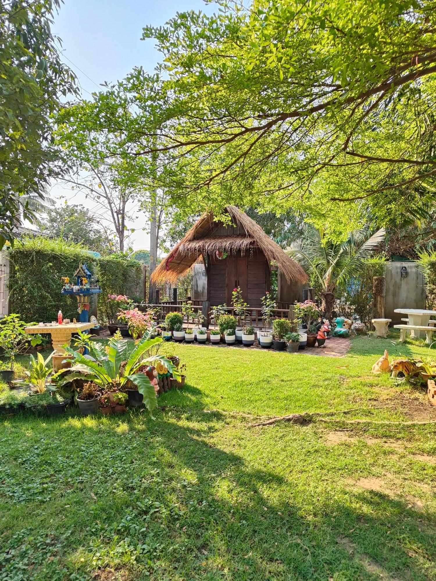 Smilingface Guesthouse Sukhothai Ngoại thất bức ảnh