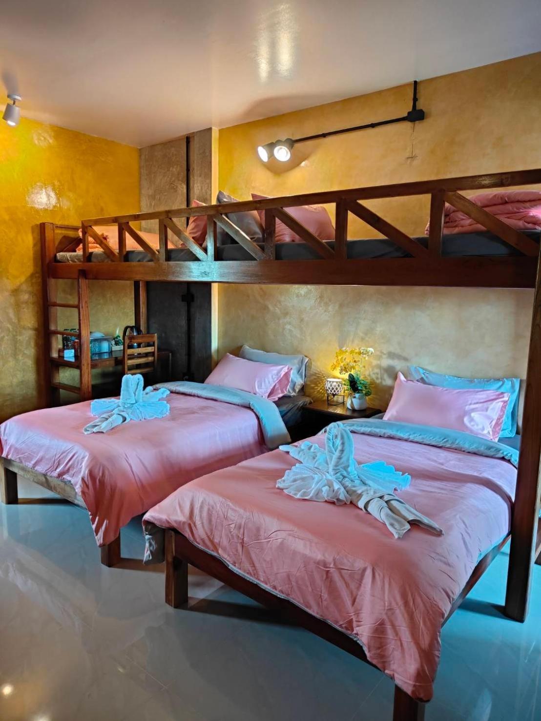 Smilingface Guesthouse Sukhothai Ngoại thất bức ảnh
