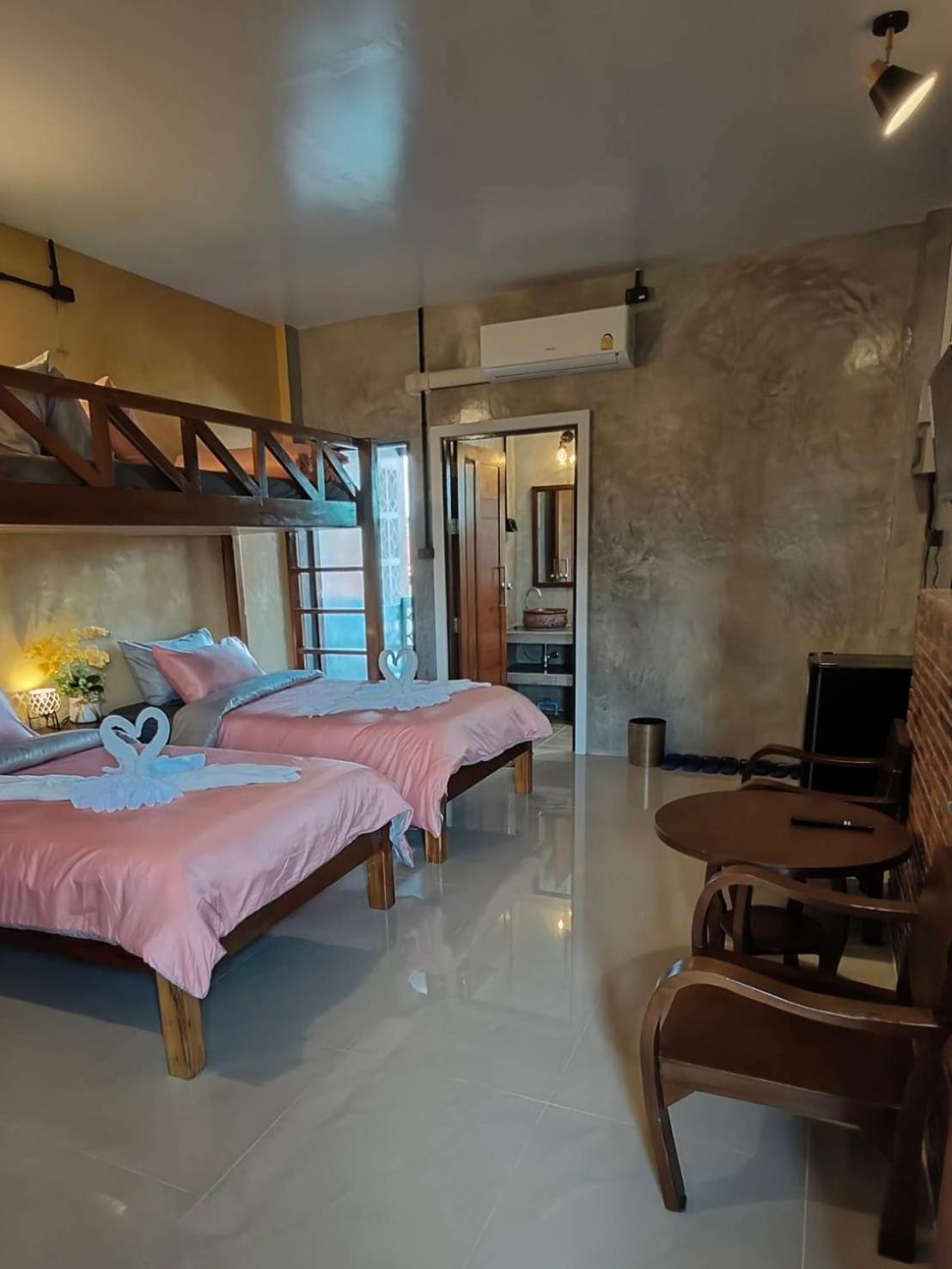 Smilingface Guesthouse Sukhothai Ngoại thất bức ảnh